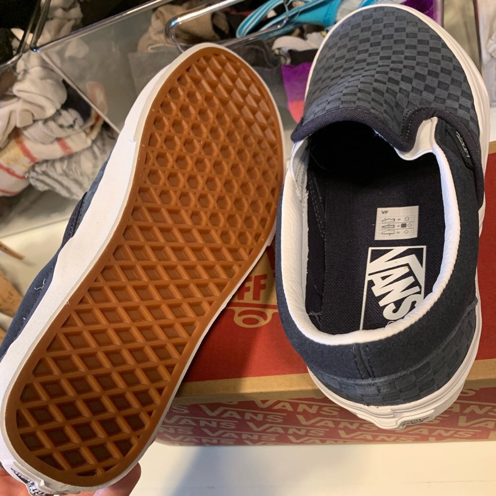 Vans - Picture 4 of 4
